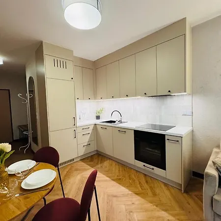 Apartamentysnu, Przy Bulwarach 38 *