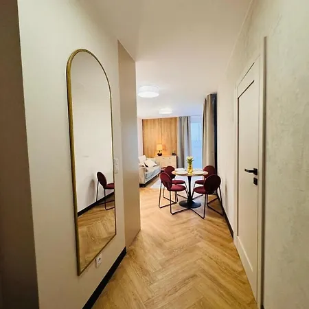 Apartamentysnu, Przy Bulwarach 38 公寓 拉多姆