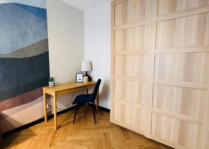 Apartamentysnu, Debowa I Apartmán Radom