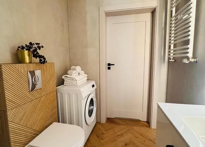 Apartamentysnu, Debowa I